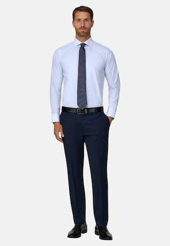 Coupe regular Chemise Boggi Milano en bleu : devant