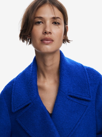 Manteau d’hiver Desigual en bleu