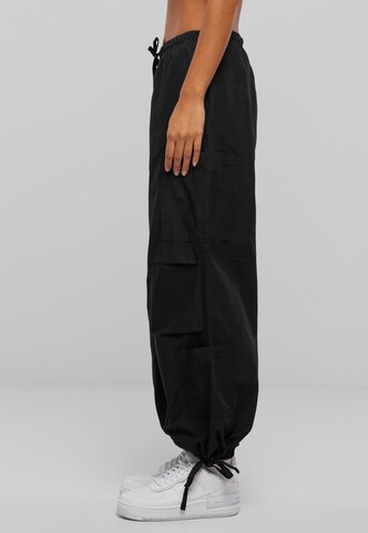 Urban Classics Tapered Cargobyxa i svart