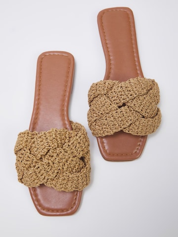 Mule Trendyol en beige