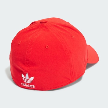 ADIDAS ORIGINALS Cap 'Classic' in Red