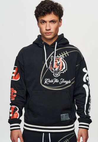 Recovered Sweatshirt 'NFL Bengals Rule The Jungle' in Zwart: voorkant