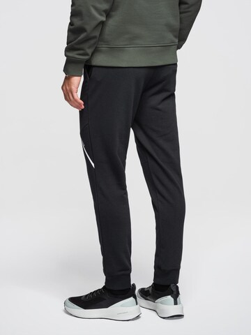 Ombre Regular Sporthose‌‌‌‌‌‌‌‌‌‌ in Schwarz