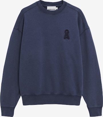 Sweat-shirt ARMEDANGELS en bleu : devant