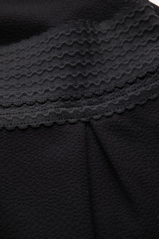 NAF NAF Skirt in S in Black
