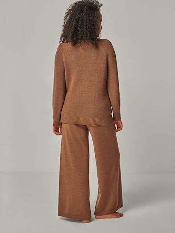 YOU LOOK PERFECT Hausanzug 'LOUNGEWEAR SET - Eve & Bailey' in Braun