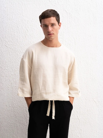 Giesto - Camisa em bege: frente