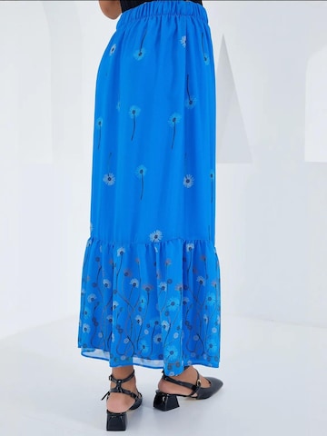 Bigdart Skirt in Blue