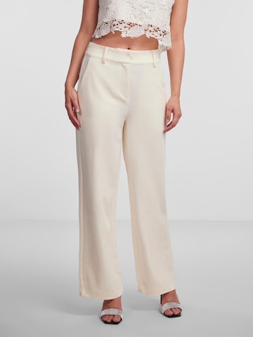 Y.A.S Regular Pants in White: front