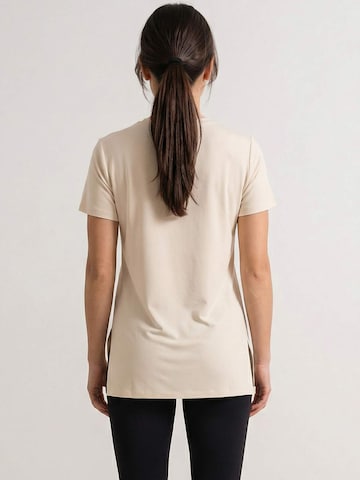 Trendyol - Camiseta en blanco