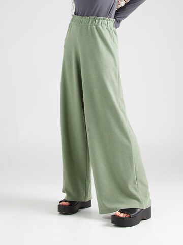 ABOUT YOU Loosefit Broek 'Fotini' in Groen: voorkant