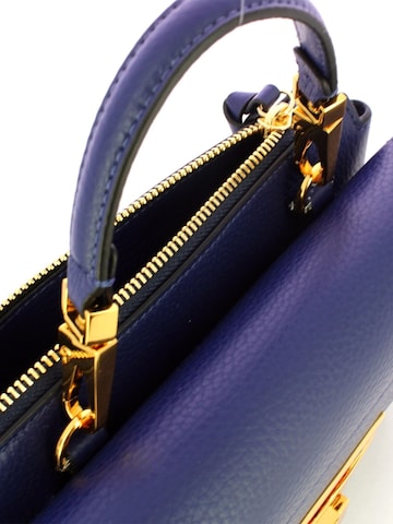 Coccinelle Umhängetasche 'Arlettis Handbag Grained Leather'‌‌‌‌‌‌‌‌‌ in Blau