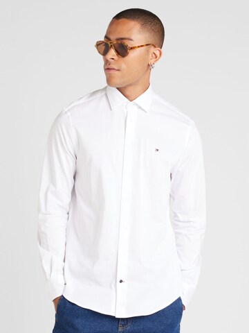 TOMMY HILFIGER Regular Fit Hemd in Weiß: Vorderseite