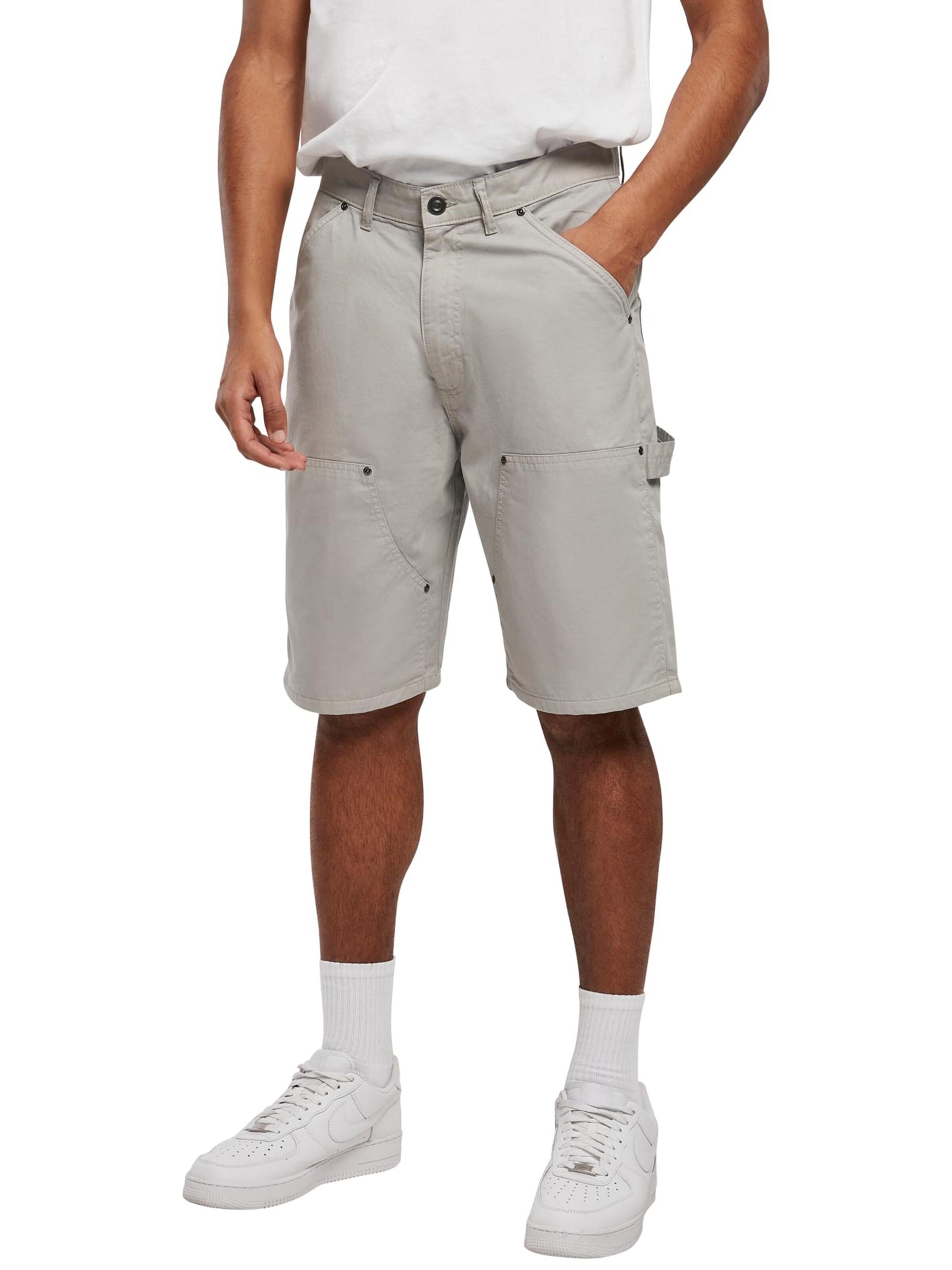 Urban Classics Regular Pants in Grey: front
