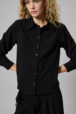 My Essential Wardrobe Blouse 'Hace' in Zwart