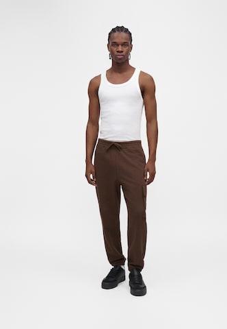 Effilé Pantalon cargo Calvin Klein Jeans en marron