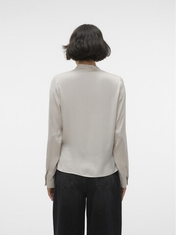 VERO MODA Shirt in Beige