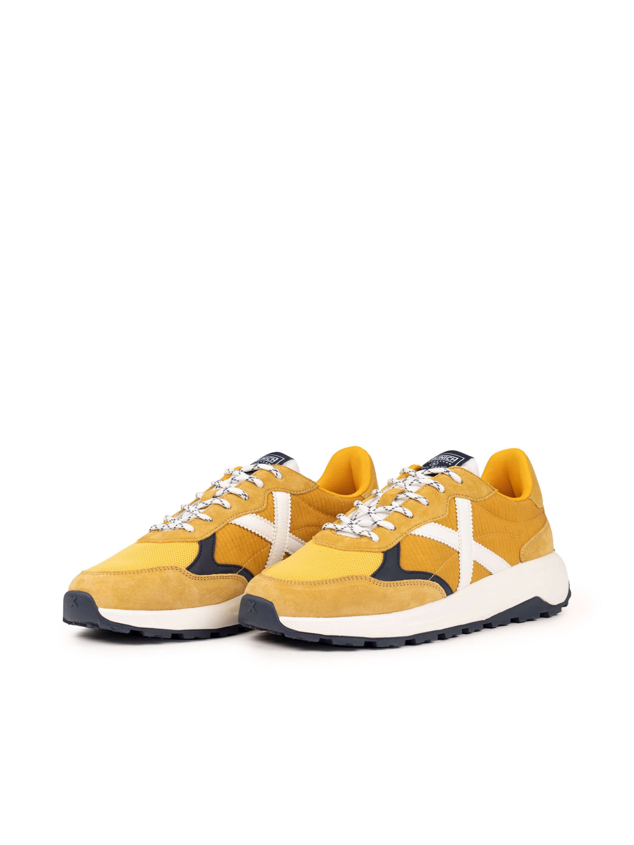 Sneaker bassa 'Babel' di MUNICH in giallo