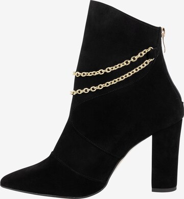 faina Booties in Black: front