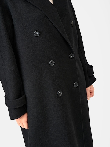 Cappotto di mezza stagione 'Mirella' di RICANO in nero