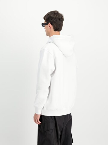 ALPHA INDUSTRIES Sweatshirt 'Basic' in White