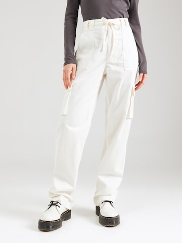 HOLLISTER - Loosefit Pantalón cargo en blanco: frente