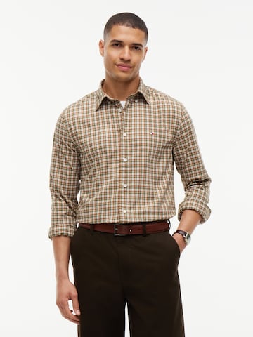 TOMMY HILFIGER Regular Fit Paita 'Flex' värissä beige: etupuoli