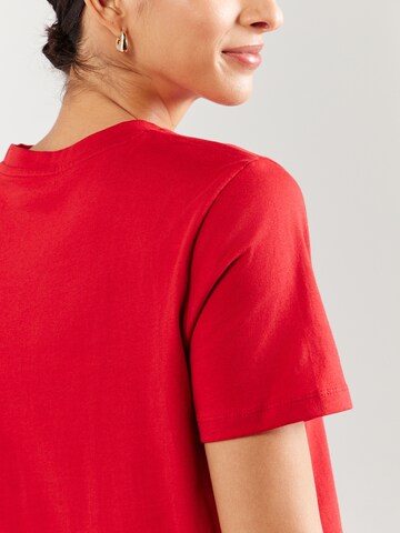 SELECTED FEMME T-Shirt 'SLWMYESSENTIAL' in Rot