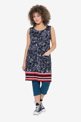 Ulla Popken Mekko värissä harmaa: etupuoli