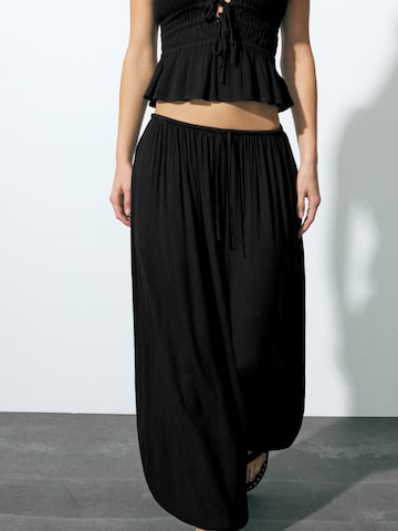 Pull&Bear Tapered Hose in Schwarz: Vorderseite