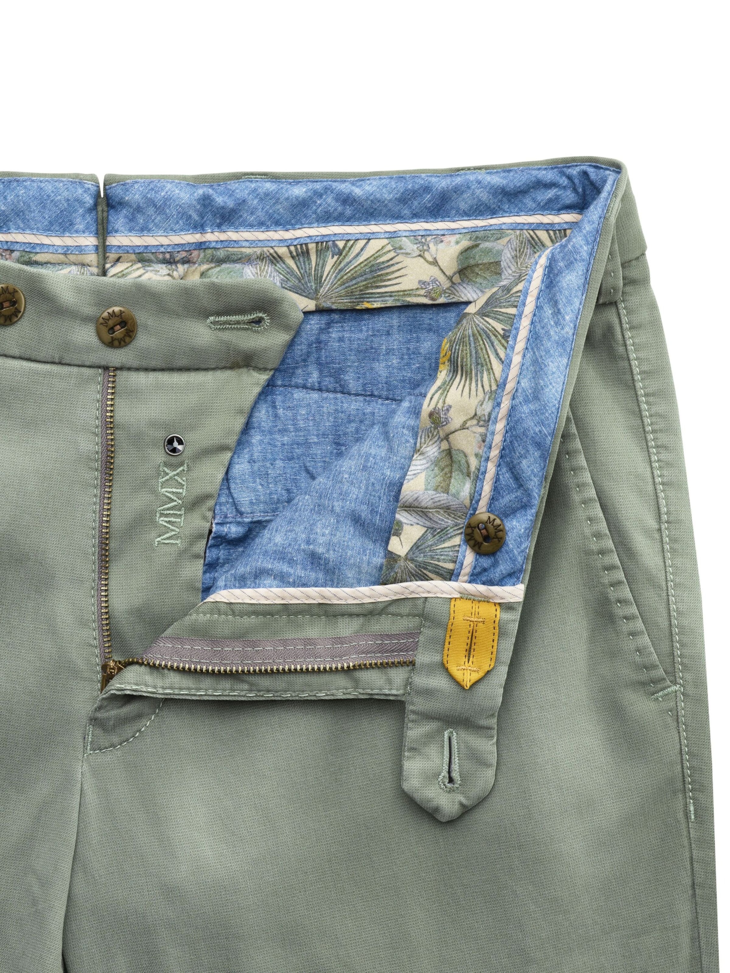 Regular Pantalon chino 'Lupus' MMX Germany en vert