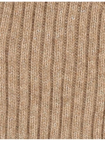 LOEVENICH Beanie in White