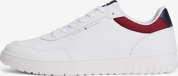 TOMMY HILFIGER Sneakers 'Basket Core' in White: front
