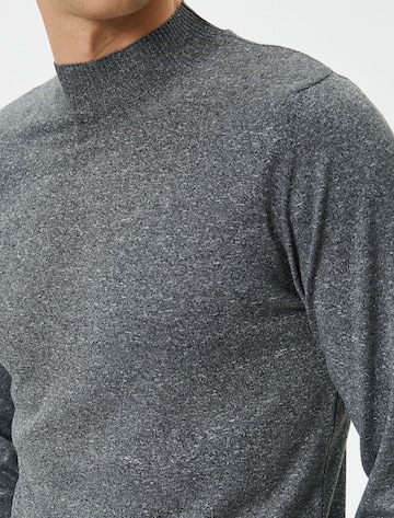 Koton Pullover in Schwarz