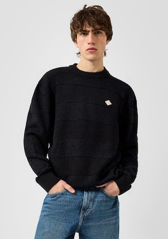 Pull-over QS en noir : devant