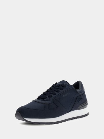 GUESS Sneaker 'Tresa' in Blau