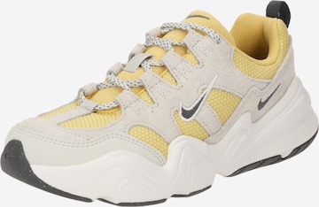 Baskets basses 'TECH HERA' Nike Sportswear en jaune : devant