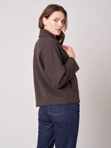Manteau d’hiver Deeluxe en marron