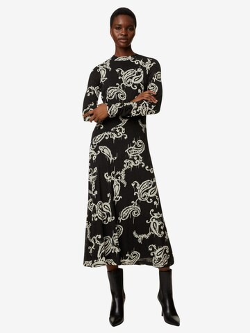 Robe Marks & Spencer en noir