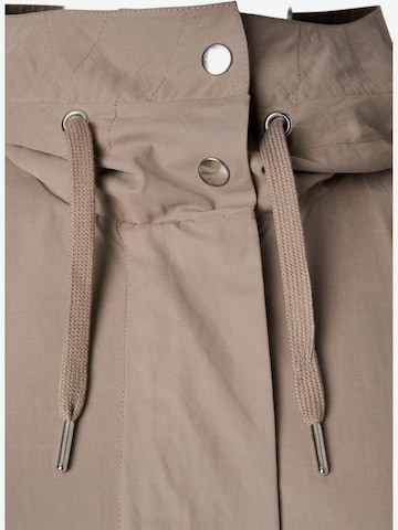ZizziPrijelazna jakna 'SHILA' - smeđa boja