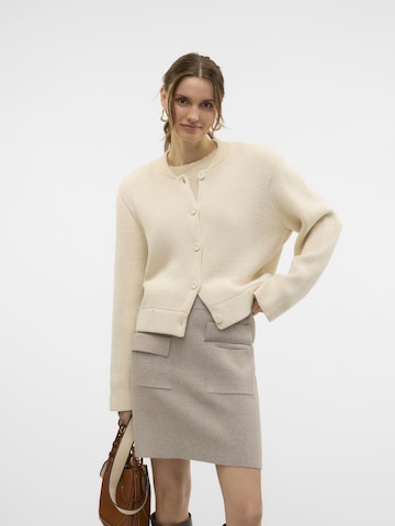 Cardigan 'VMPola' VERO MODA en beige