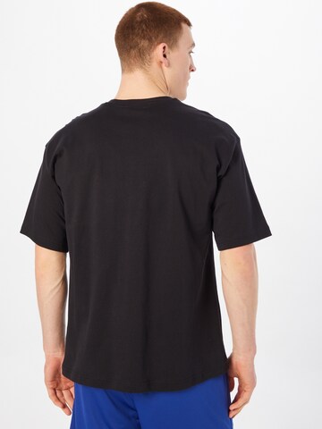 Champion Authentic Athletic Apparel T-Shirt in Schwarz