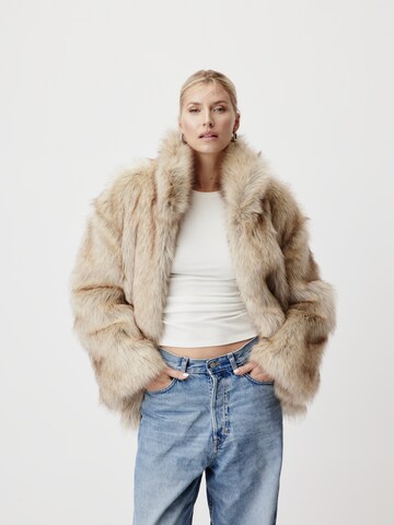 Geacă de iarnă 'Fergie' de la LeGer by Lena Gercke pe gri: față