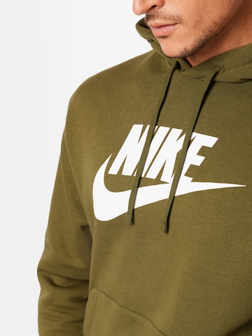 Nike Sportswear Regular fit Μπλούζα φούτερ 'Club Fleece' σε πράσινο