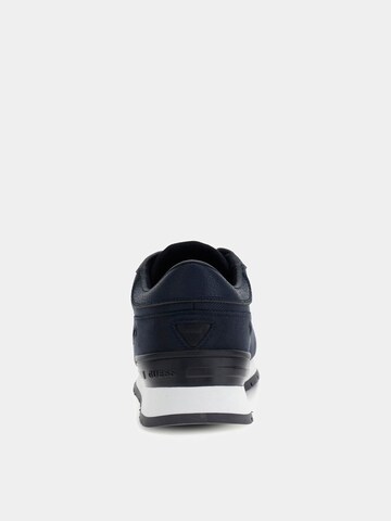 GUESS Sneaker 'Tresa' in Blau