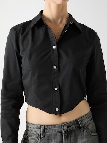 GUESS Blouse in Black