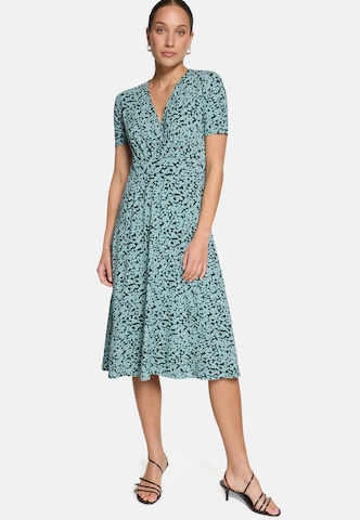 Abito da cocktail di zero in verde: frontale