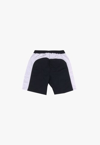 Dropsize Regular Shorts 'Piping' in Schwarz