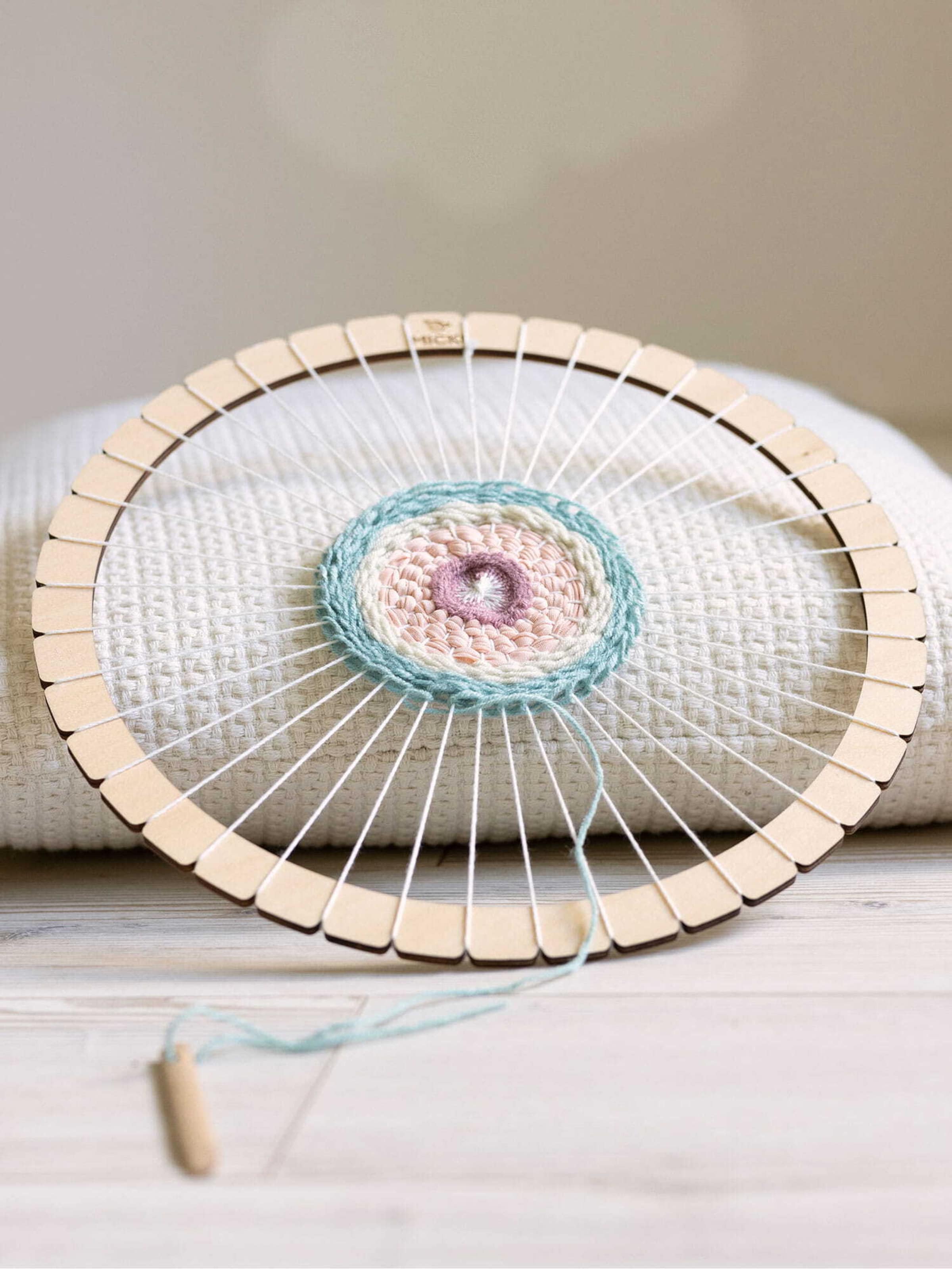 Micki Webrahmen in Braun