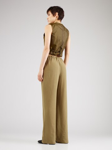 Wide Leg Pantalon 'MADDIE' PIECES en vert